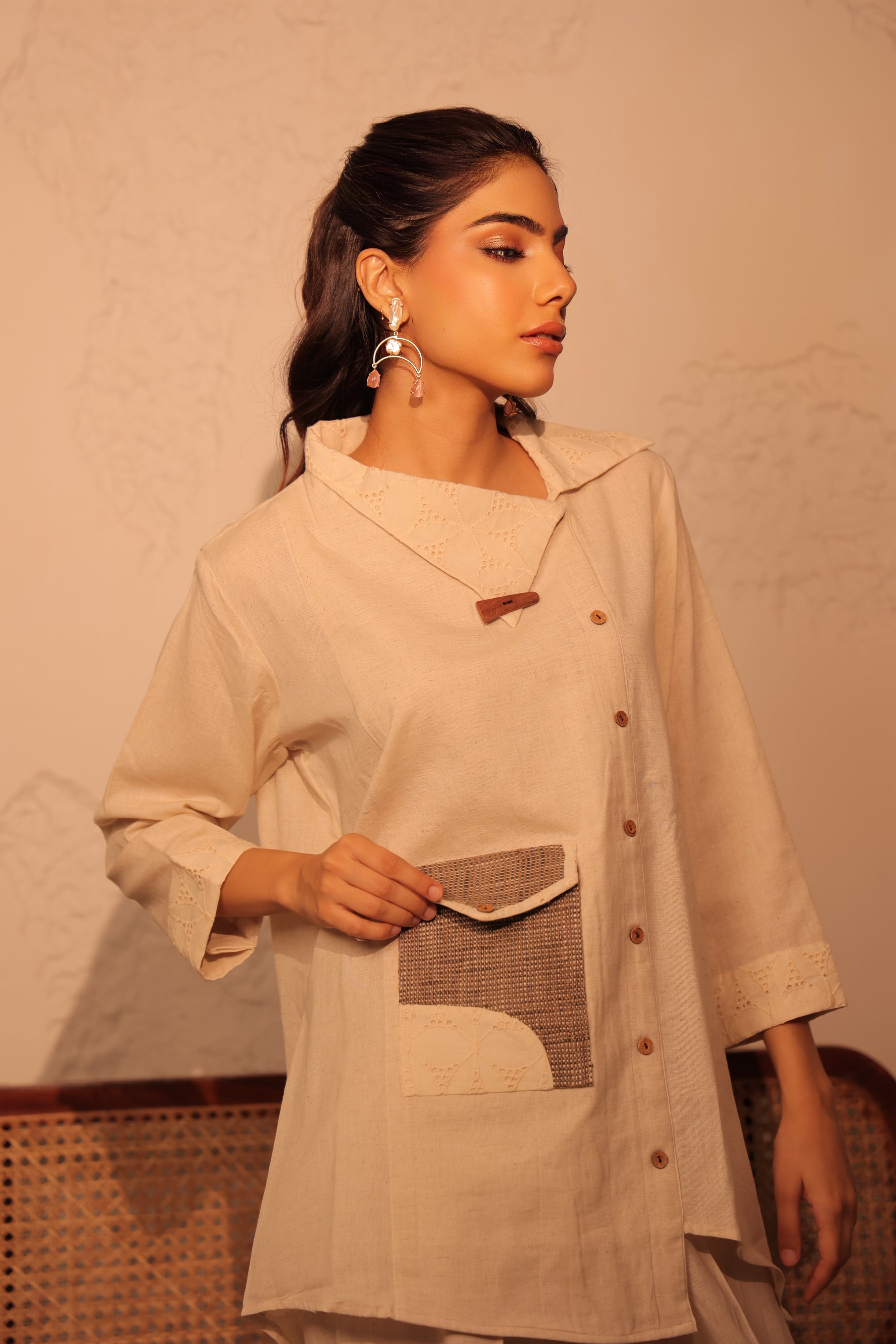 Burlap-Detailed Jacket-Feel Shirt tunic